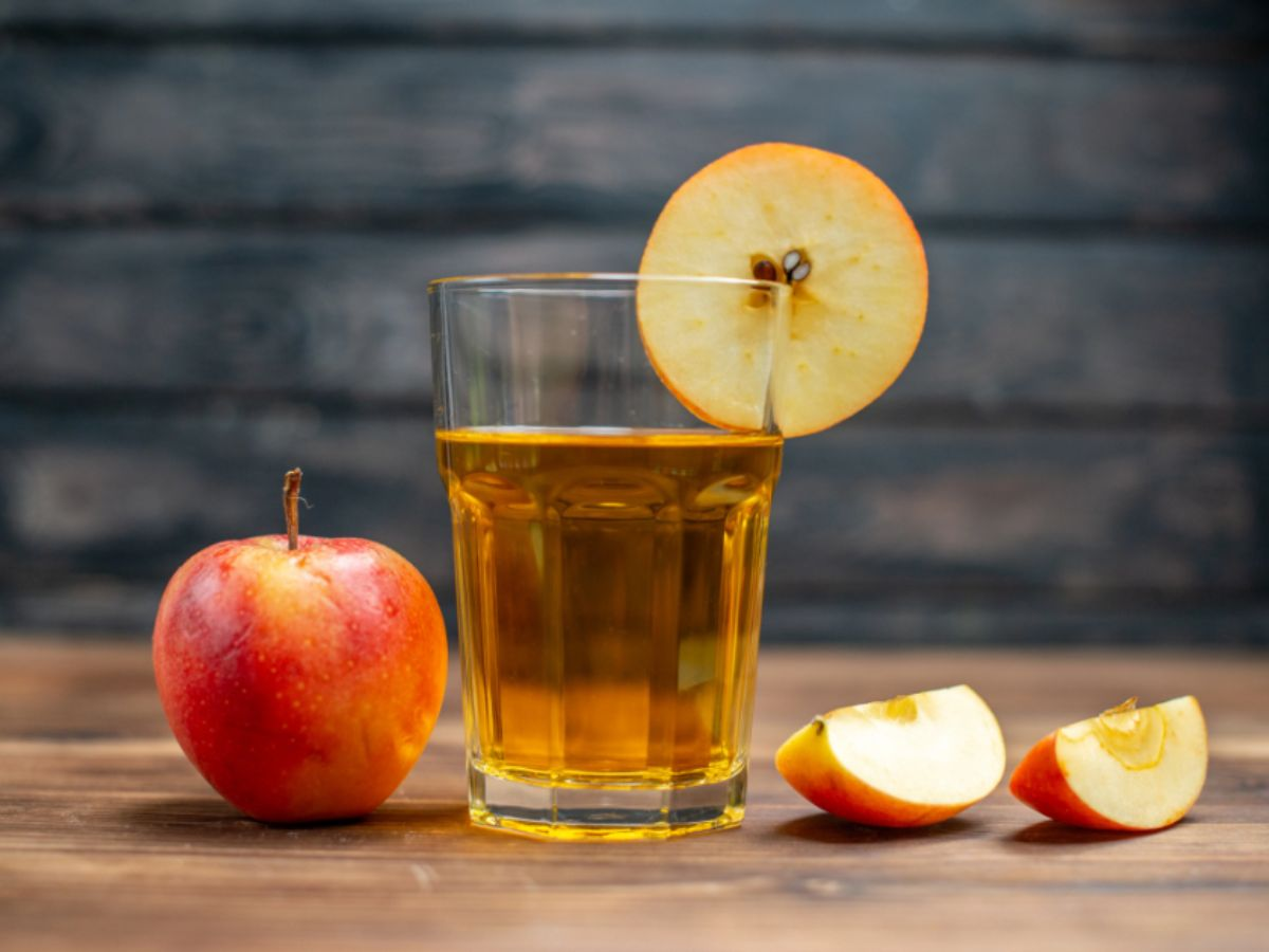 image of apple juice
